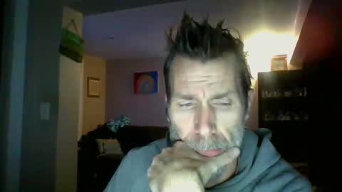 GettOffMyLawn online show from January 23, 12:41 pm