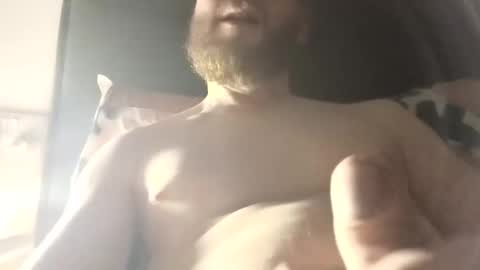 Snapshot of scruffy_london chatting on September 20, 12:10 am scruffy_london online show from September 20, 12:10 am