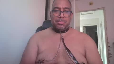 sdblkmale2131 online show from September 11, 3:55 pm