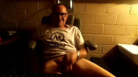 eating pussy  sucking dick online show from October 6, 6:07 am