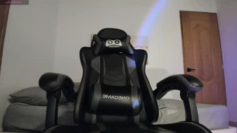 Lucian Sinclair online show from May 26, 2:29 am