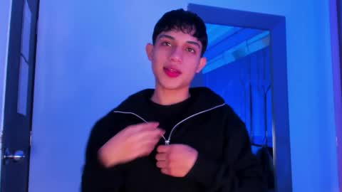 Sebastian online show from March 28, 3:51 am