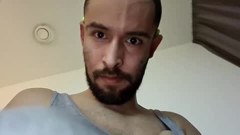 Julian Kinky Bi-guy online show from December 14, 11:56 pm