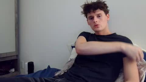 Cam online show from April 17, 1:19 am