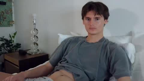 Cam online show from November 27, 6:17 am