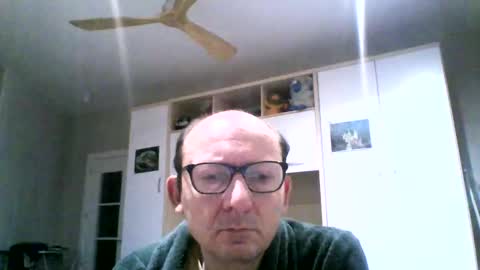 Snapshot of serrano49 chatting on January 23, 2:23 am serrano49 online show from January 23, 2:23 am