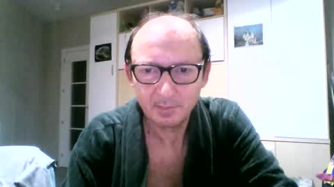 Snapshot of serrano49 chatting on December 28, 5:25 pm serrano49 online show from December 28, 5:25 pm