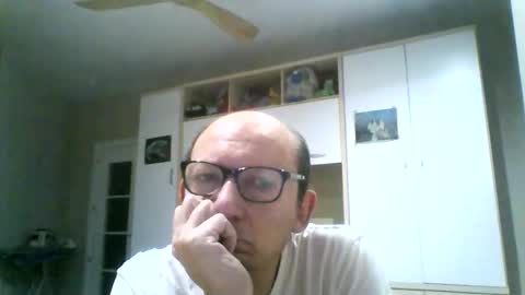 Snapshot of serrano49 chatting on September 19, 4:57 am serrano49 online show from September 19, 4:57 am