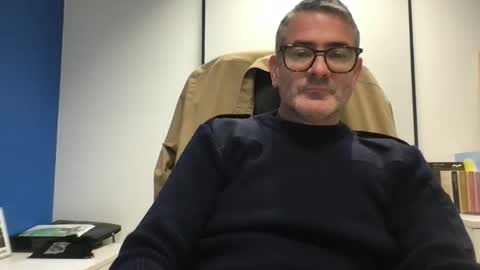 sesamechris92 online show from November 26, 5:05 pm