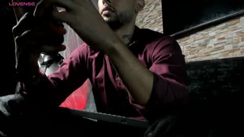 seth_0wner online show from June 19, 2:39 am