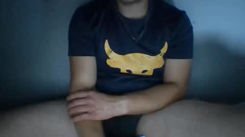 Snapshot of sewek101 chatting on October 9, 11:42 pm Sewerin online show from October 9, 11:42 pm