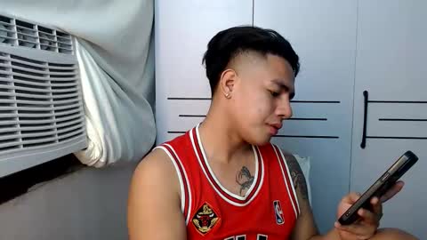 HI I AM JAMESPLEASE LET ME DO SOME HOT SHOWS FOR YOU HERE FOR MY  SCHOOL AND FOR MY FAMILY online show from November 7, 10:07 am