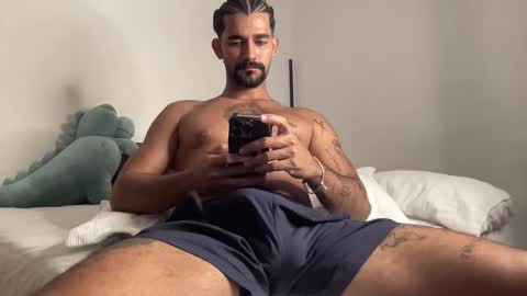 Asaf          online show from April 15, 1:22 pm