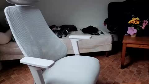 Vincent Vega online show from February 1, 1:21 pm