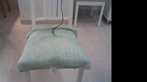 SlaveForYourPussy69 online show from December 16, 6:37 pm