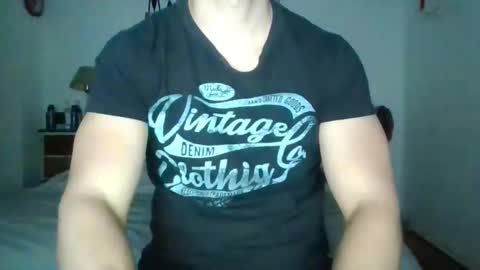 sexyyphilip online show from December 19, 11:23 pm