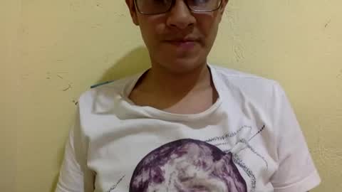 shantiiago7_ online show from March 9, 3:23 am