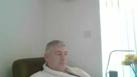 she52 online show from January 7, 8:37 am
