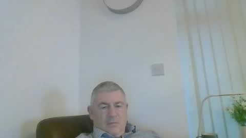 she52 online show from December 10, 3:44 pm