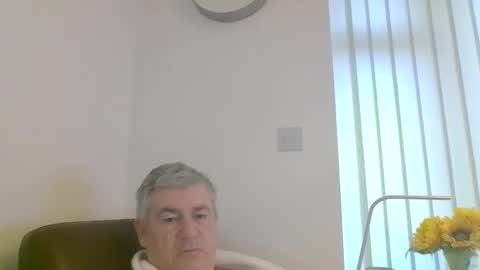 she52 online show from January 24, 8:13 am
