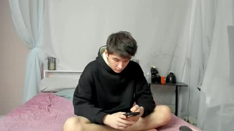 Max online show from January 11, 10:19 am