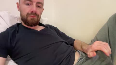 show_jizzness online show from February 7, 11:24 pm