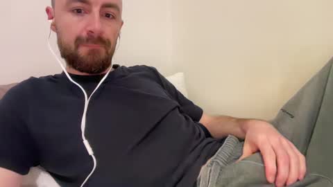 show_jizzness online show from February 6, 11:15 pm