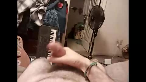 showmewe online show from March 28, 3:18 am