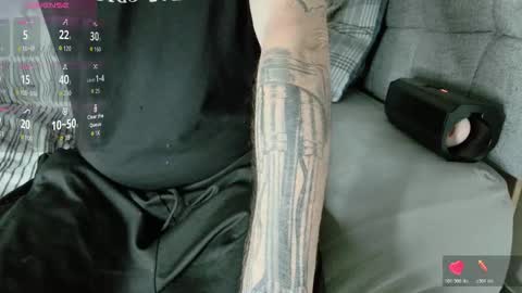 showofjay online show from November 9, 12:47 am