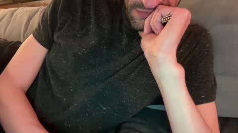 showoffnyc online show from December 24, 6:00 am