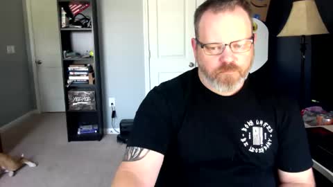 shughes740 online show from April 25, 4:26 pm