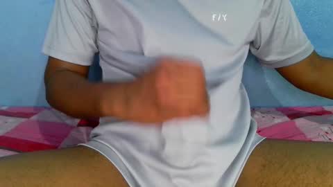 shyeyes online show from December 4, 1:42 pm