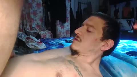 sicilianboi32 online show from April 5, 6:21 am