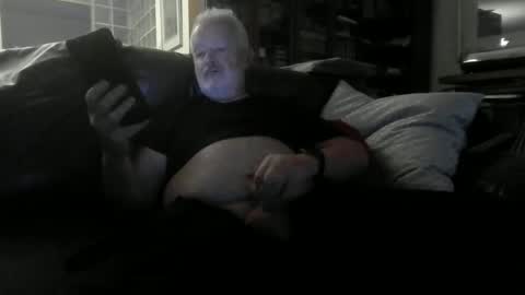 Daddy Bear online show from November 7, 8:56 pm