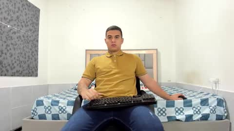 SIMON KELER online show from January 19, 11:12 am