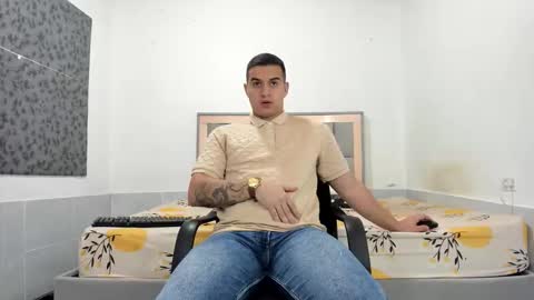 SIMON KELER online show from March 14, 11:50 am