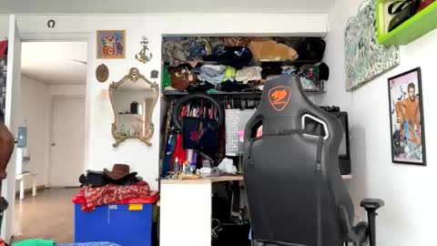 siriss_boyrag online show from April 14, 3:55 pm