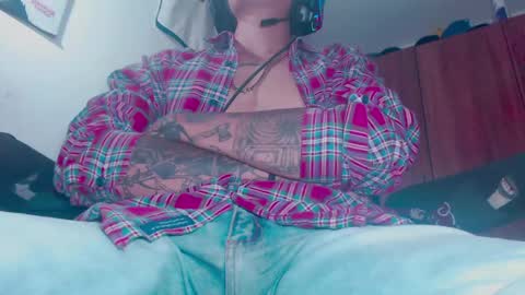 king online show from April 1, 8:05 am