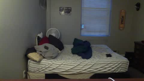 Snapshot of skater_v2 chatting on September 16, 11:16 pm Christopher online show from September 16, 11:16 pm