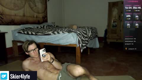 Seth the Skier   online show from January 2, 3:48 am