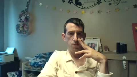SkinnyBigCock2 online show from July 5, 5:25 am
