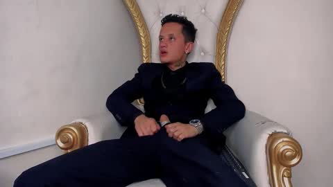 SkinnyZeth online show from October 24, 5:31 am