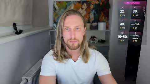 sky_guy25 online show from June 25, 7:40 pm