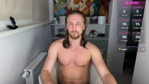 sky_guy25 online show from June 22, 8:24 pm