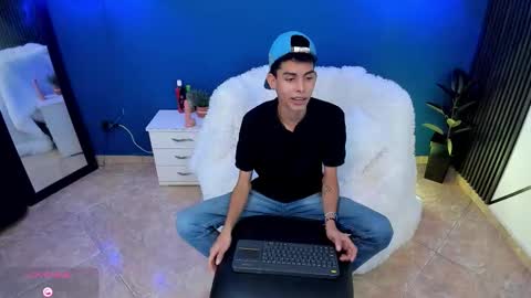 Daniel online show from December 5, 4:08 am