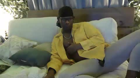 skyonetoo3 online show from March 6, 1:35 pm