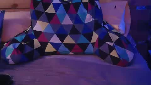 skyonetoo3 online show from January 19, 4:14 pm