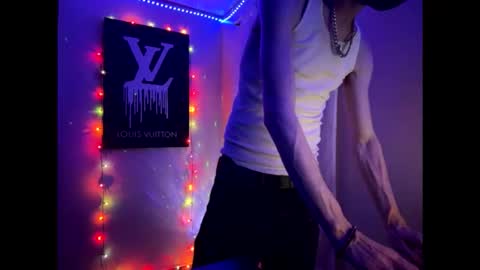 Slater online show from February 21, 6:58 am