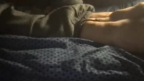 slienthear83 online show from December 10, 4:02 am