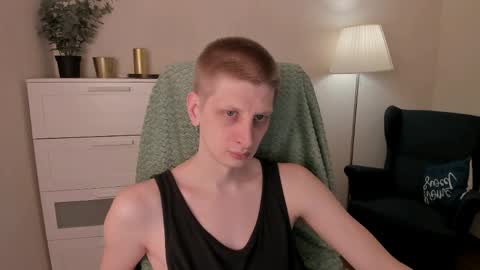 Andy online show from April 9, 8:26 pm